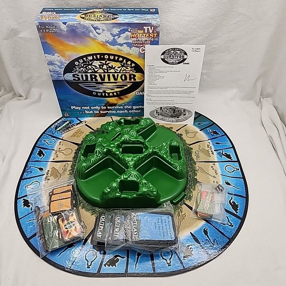 Game Survivor Board Outwit Outplay Outlast Mattel 2000 TV Show CBS Competition